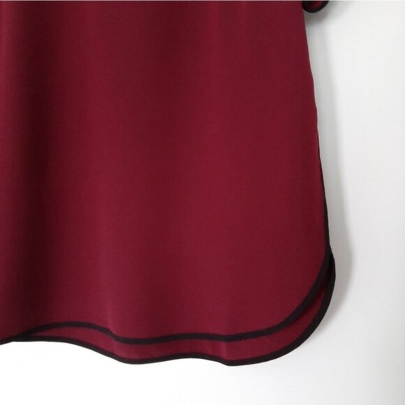 FOREVER 21 Light Short Sleeve Crewneck Blouse Top Black Piping Burgundy Red Sz M - Picture 6 of 13